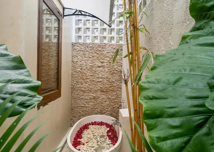 Batik Villa Seminyak (Bali)