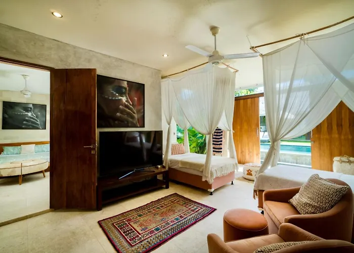 Villa Batik *