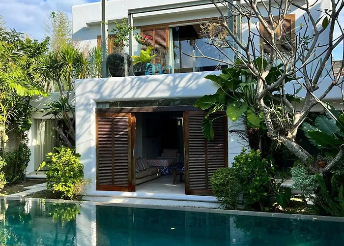 Batik Seminyak (Bali)